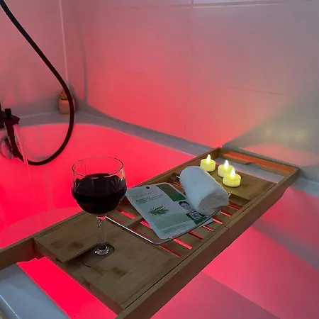 Stylish With Balcony - Very - Long And Pets Welcome Appartement Carcassonne