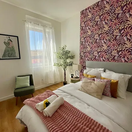 Stylish With Balcony - Very - Long And Pets Welcome Appartement Carcassonne